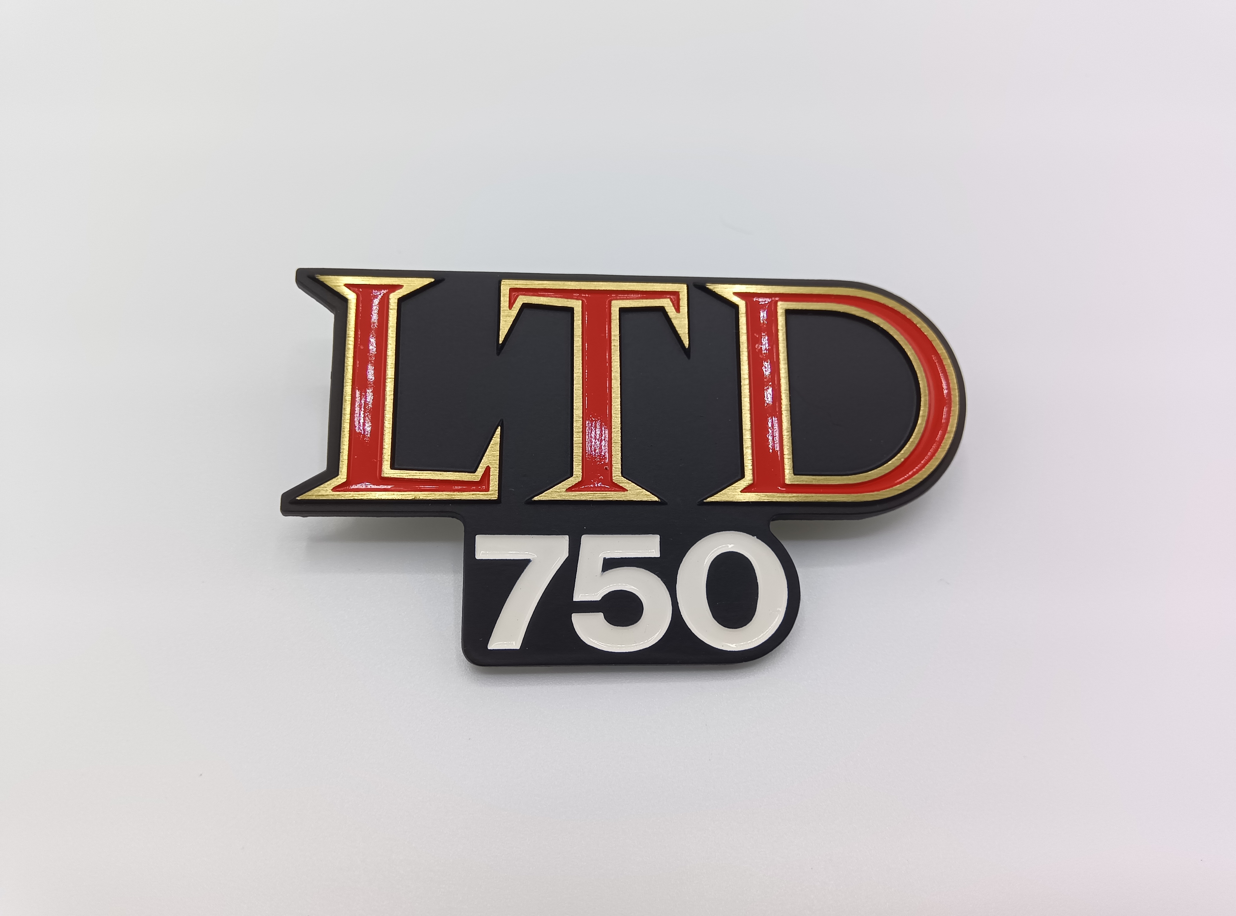 1981年 KZ750 SIDE COVER EMBLEM "LTD750"
